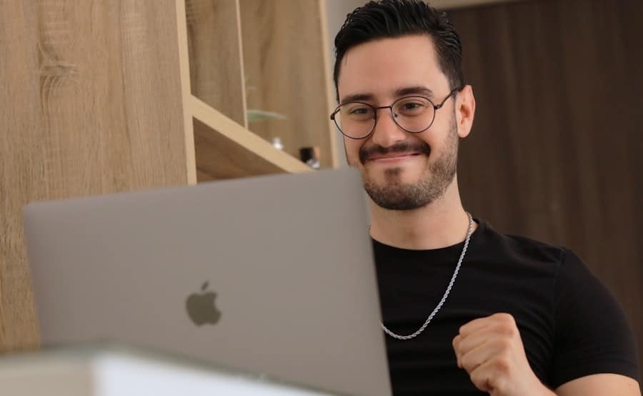 Weeks 2-3 — The First Web Presence — Your First 90 Days Online (Part 2) - Rocket Web Designer